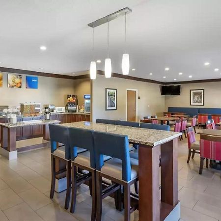 Comfort Inn La Porte Luaran gambar
