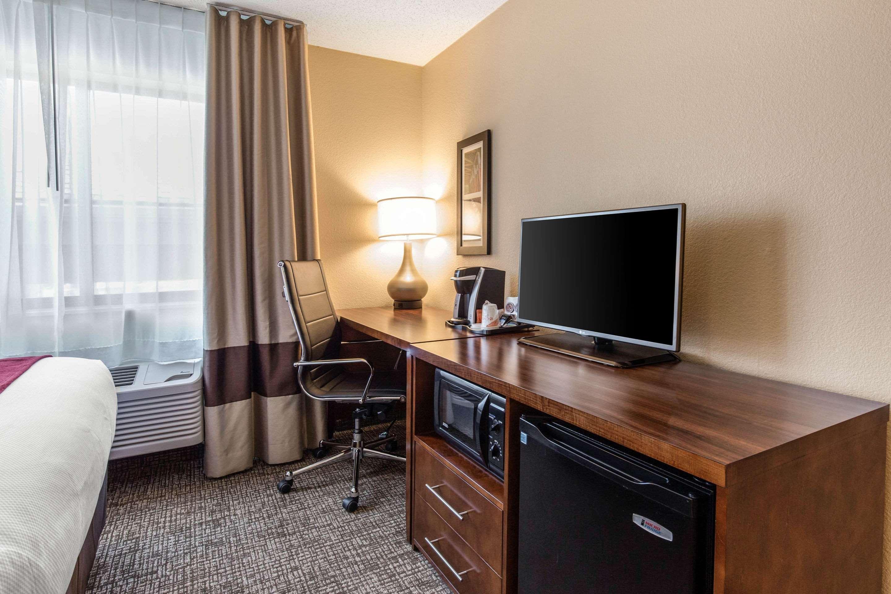 Comfort Inn La Porte Luaran gambar